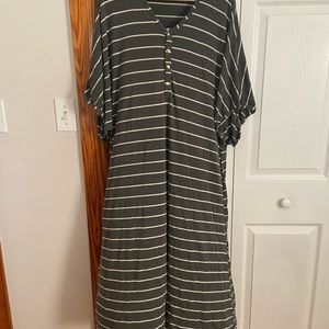 Dwell & Slumber Caftan Dress xs/s